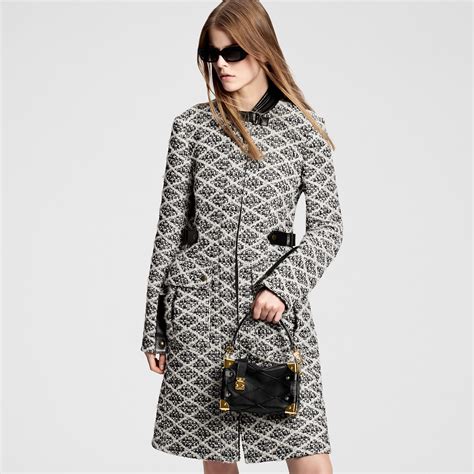 I prodotti Louis Vuitton: Cappotto oversize in tweed con colletto 